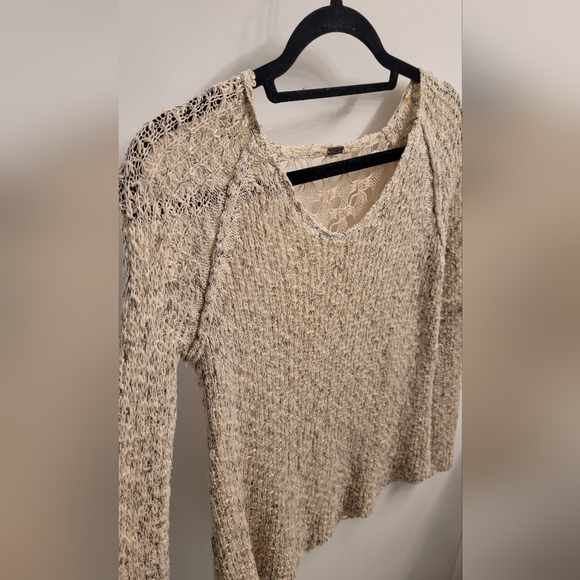 Loose knit long-sleeve sweater - Picture 3 of 6